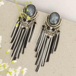 Arihant Blue & White Gold-Plated Stone-Studded & Beaded Handcrafted Drop Earrings 35531