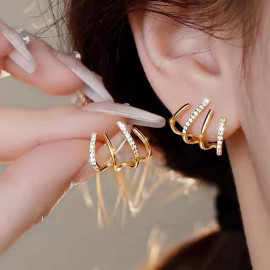 Arihant Gold Plated Trendy Korean Earcuff with Claw Themed Stud Earrings