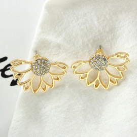 Arihant Gold Plated Korean Floral Ear Cuff with AD pin Stud Earrings 