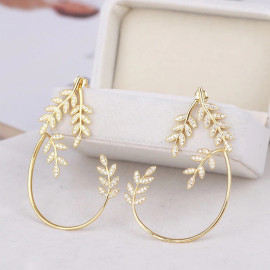Arihant Gold Plated Korean Ear Cuffs With Leaf Theme Stud Earrings